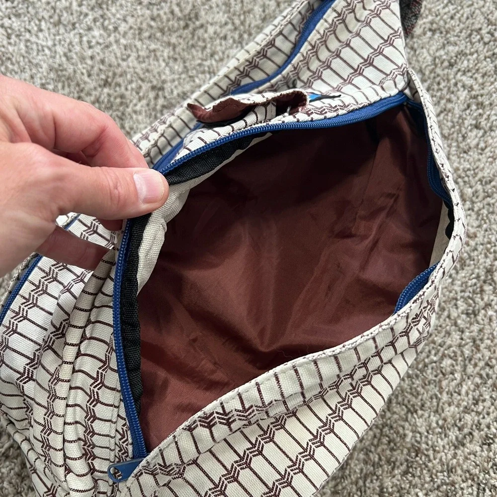 KAVU Rope Bag Sling Crossbody Red & White Geometric Pattern